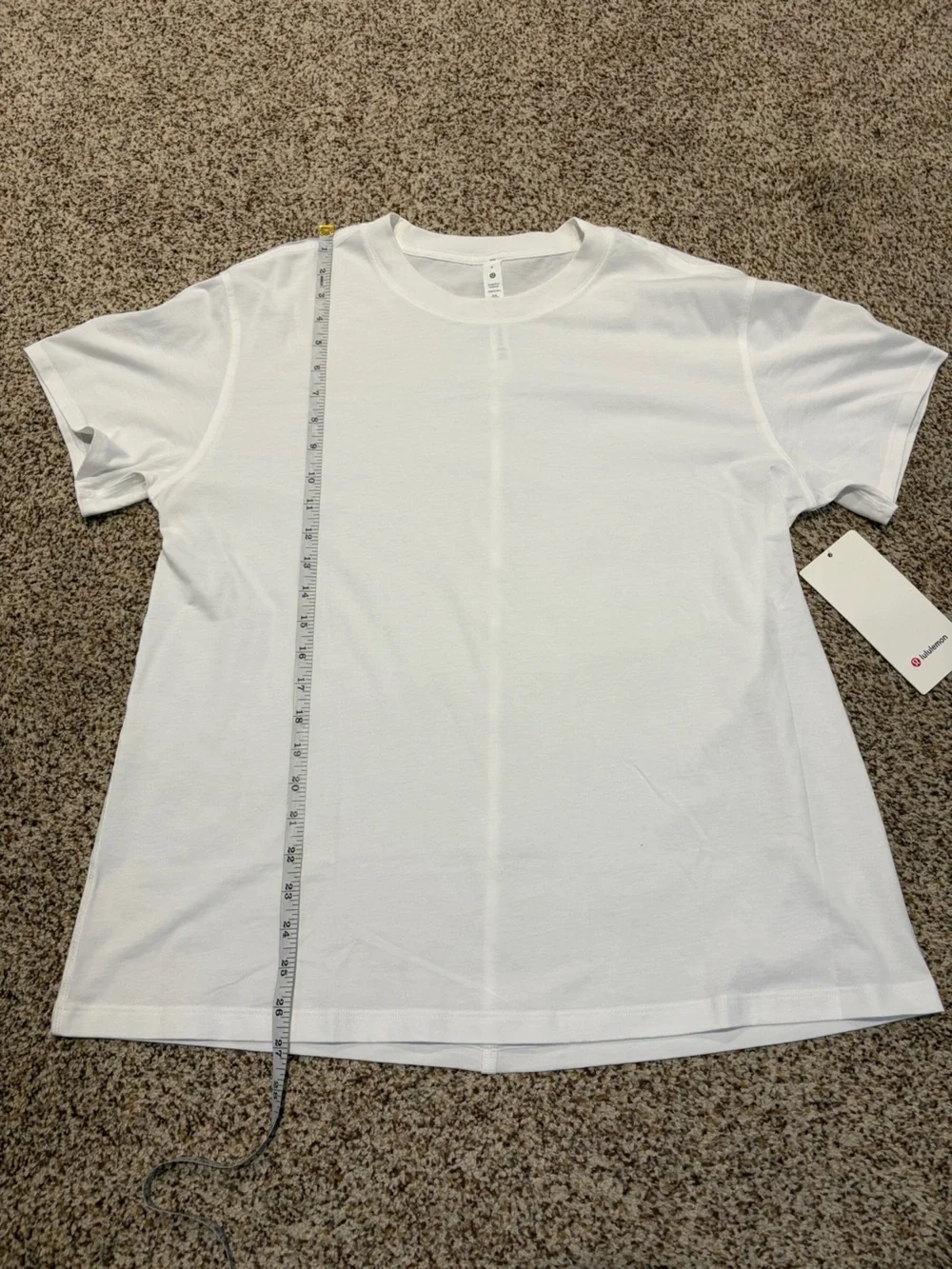 lululemon athletica White Short Sleeve Crew Tee - Women's NWT